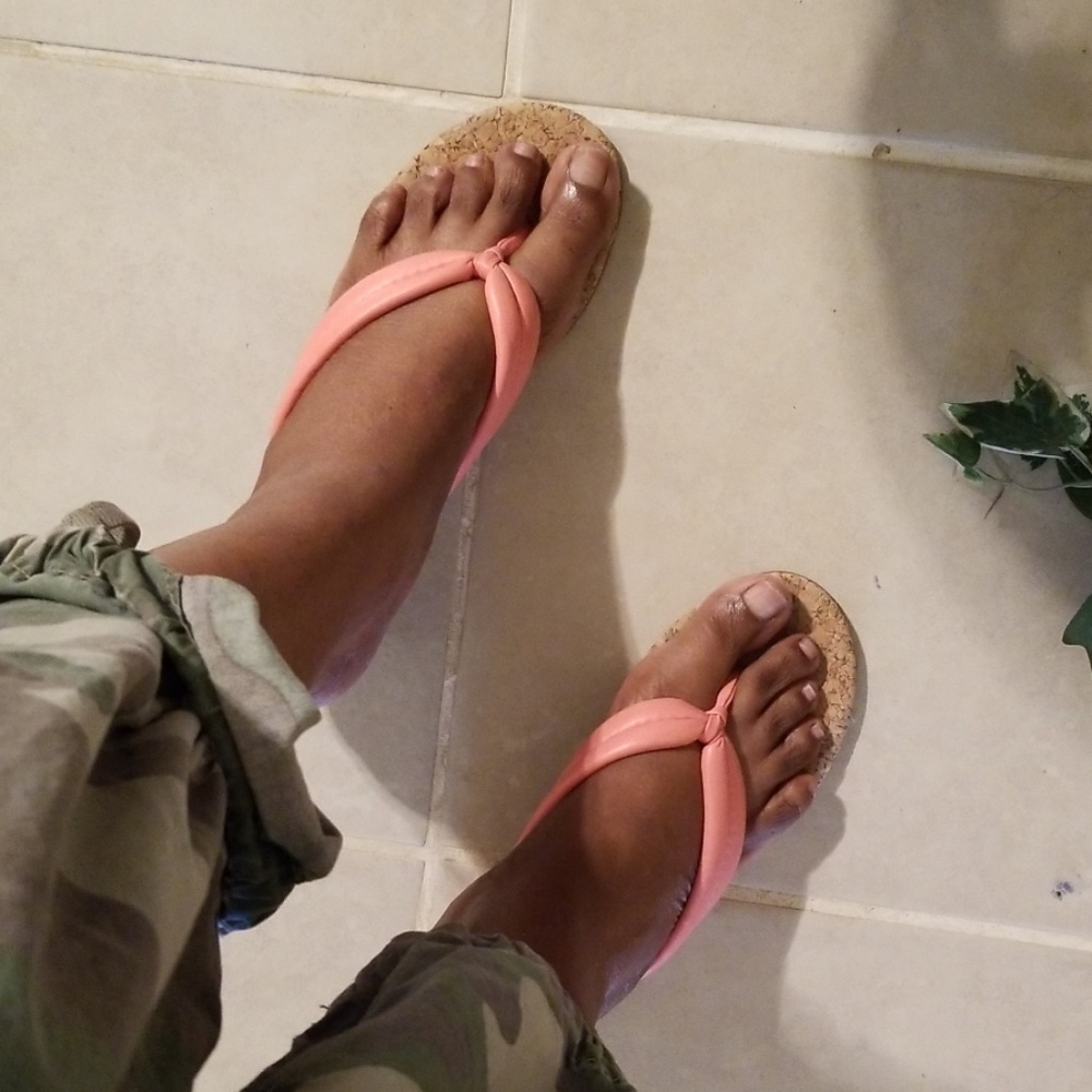 Gap wedge sandal